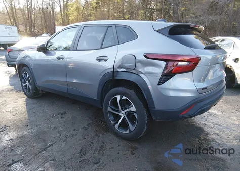 2025 Chevrolet Trax Fwd 1Rs z USA, uszkodzony, nr VIN KL77LGEP0SC118729